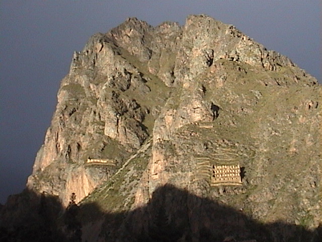 Greniers ou colca d'Ollantaytambo